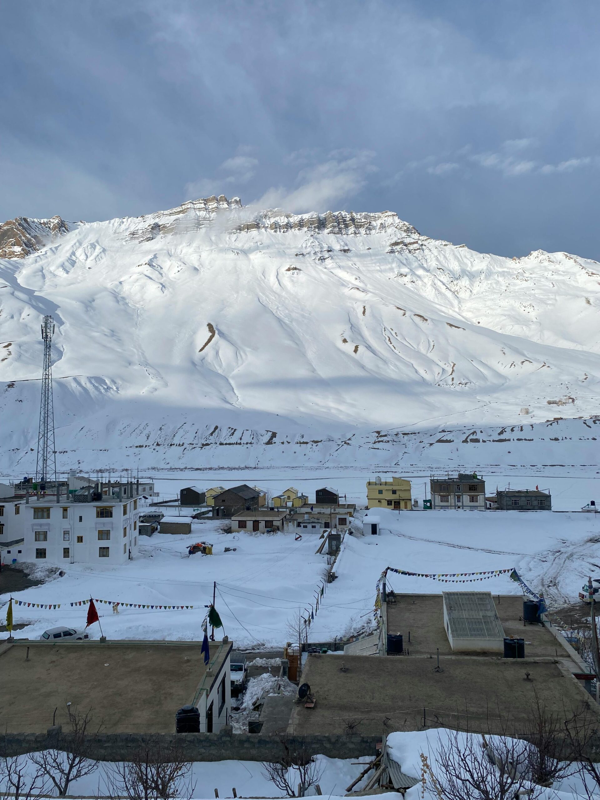 Kaza town road view mountains - India travel guide